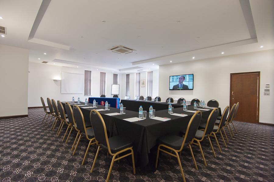 Riverside Hotel Кенилуърт Екстериор снимка