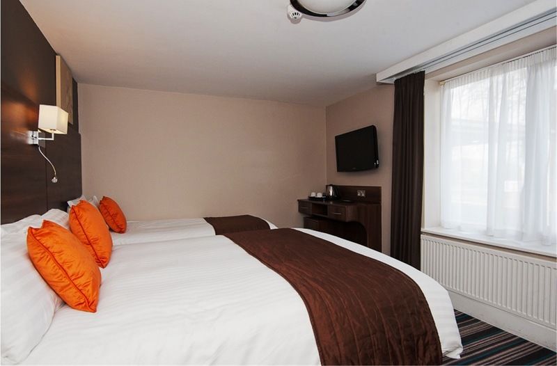Riverside Hotel Кенилуърт Екстериор снимка