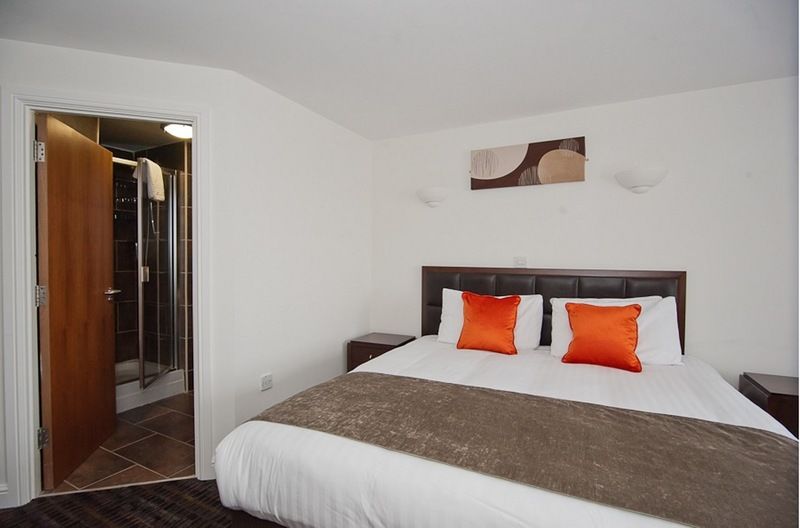 Riverside Hotel Кенилуърт Екстериор снимка