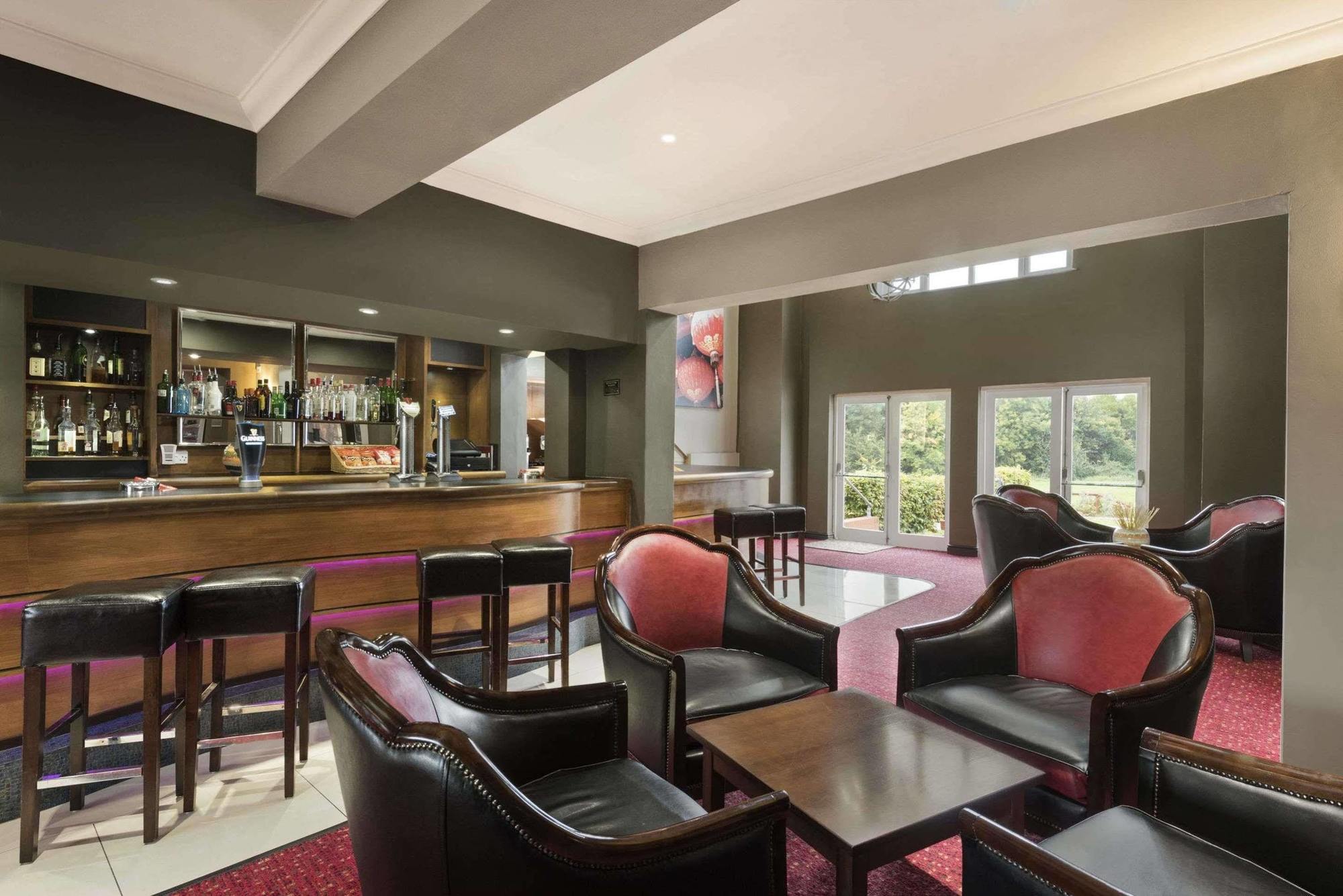 Riverside Hotel Кенилуърт Екстериор снимка