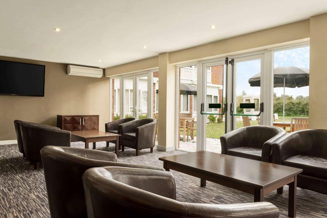 Riverside Hotel Кенилуърт Екстериор снимка